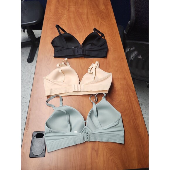 Lively Set of 3 Bras Green Black & Neutral Beige Size 38C - Picture 5 of 9